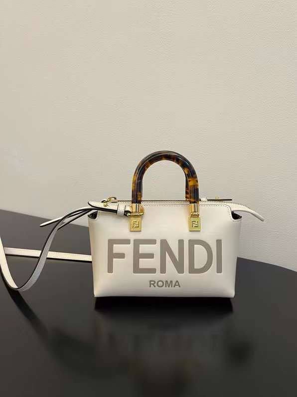 #0003 Fendi